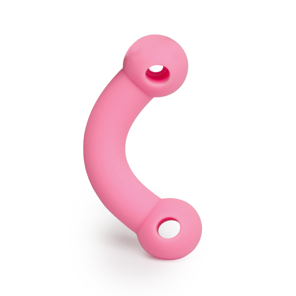 detailed view of silicone mouthpiece connection to leather strap via movable D-ring