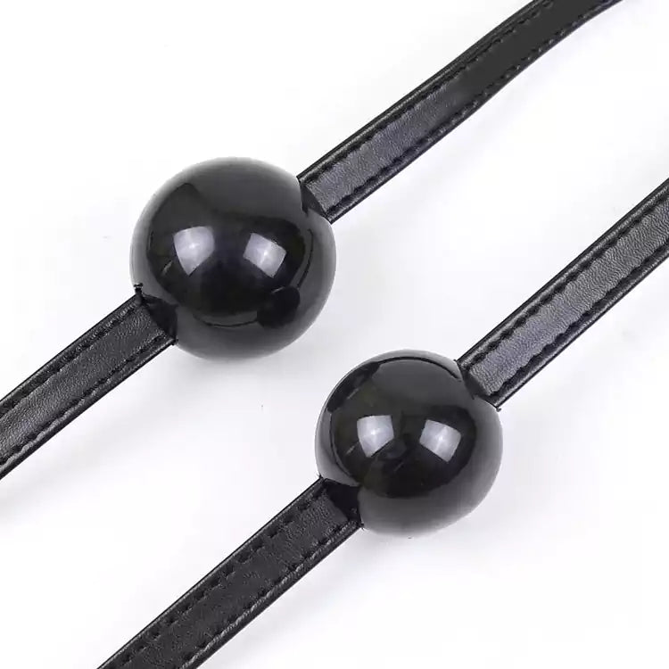 Schwarzer minimalistischer Silikon-Knebel — Ganz in Schwarz Zwei Größenoptionen: Klein 4 cm, Groß 5 cm für vielseitige BDSM-Szenen