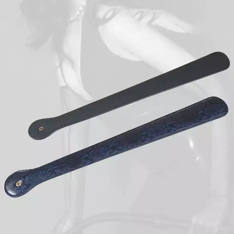 Thermo-Farbwechsel-Spanking-Paddel — Blaues thermochromes Schlangenmuster