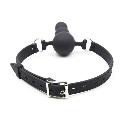 silicone strap connection demonstrating secure tension and restraint stability