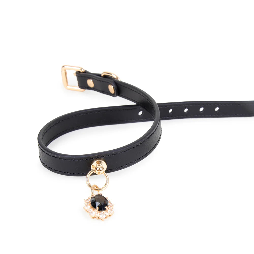 Front view of black leather gem pendant collar with black stone