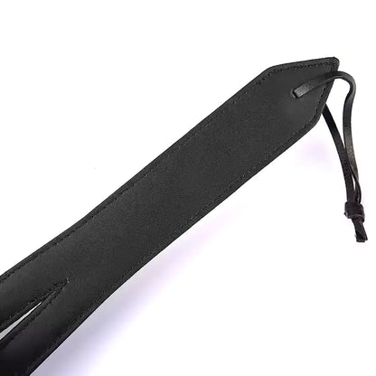 Schwarzes Scherenspanking-Paddel – Handgefertigte Scherenform