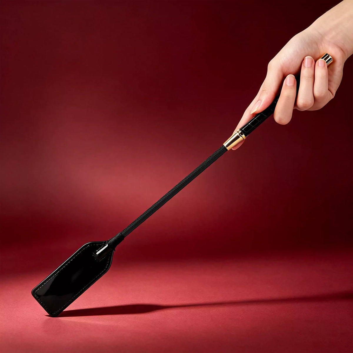 Glossy Black Long-Handle Paddle Crop