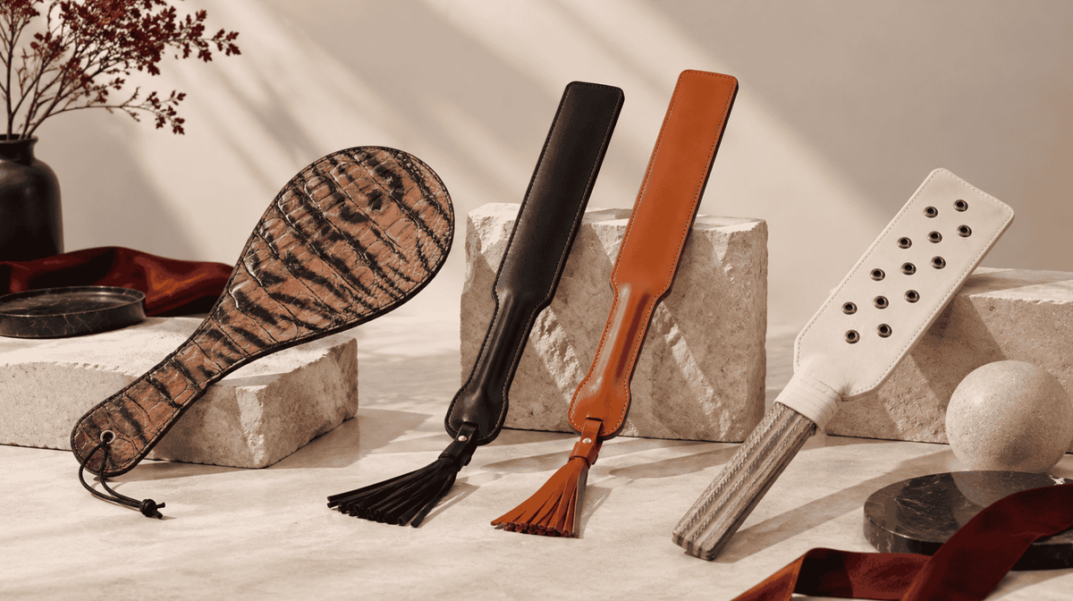 Leather spanking paddles in different shapes, materials and constructions