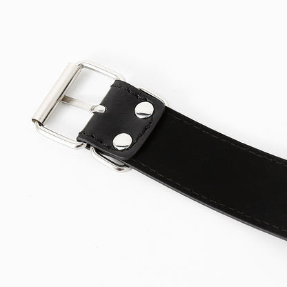 Detailed view of the red silicone mouth gag material and open-lip frame design
