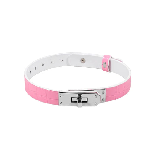 Front view of the pink crocodile-pattern BDSM collar