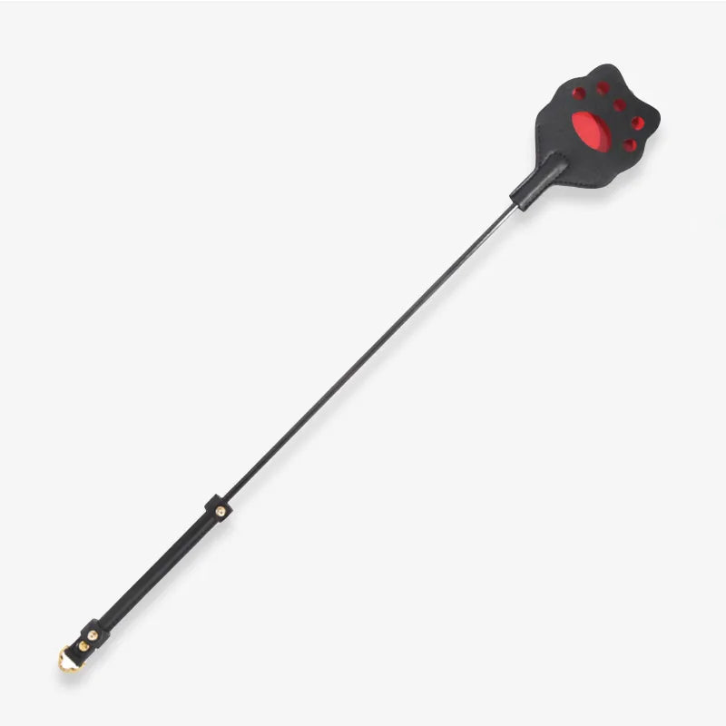 Katzenpfoten-Reitgerte — Rotes ausgeschnittenes Pfotenmuster, zweilagiges Leder, 61 cm Gerte für Pet Play