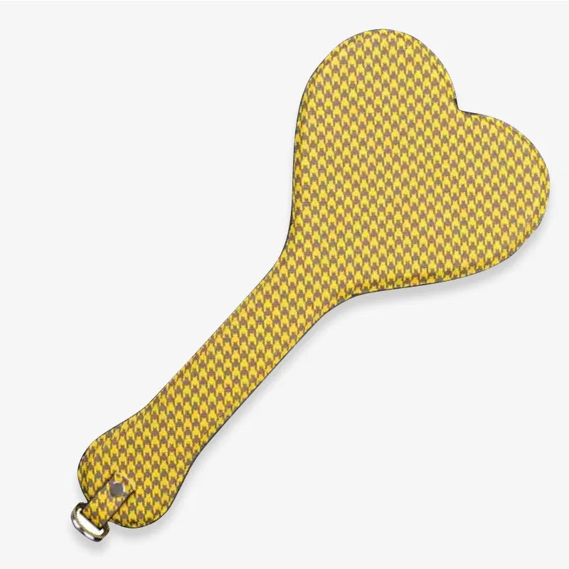 Pala con Corazón a Cuadros Amarillos — Ancha para Principiantes