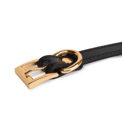 reinforced strap connection with D-ring adaptive alignment for jaw comfort