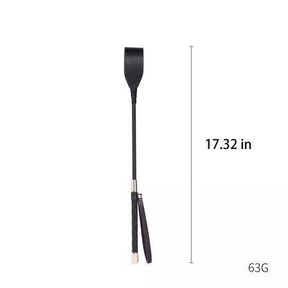Vintage black riding crop of 17.32 in