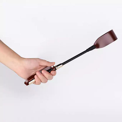 Size comparison guide for vintage long-handle riding crop four lengths
