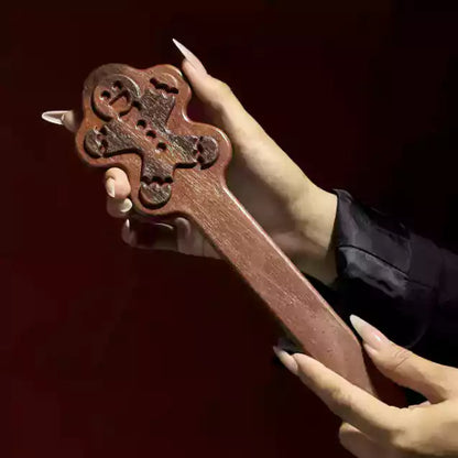 Pala para nalgadas de jengibre — Madera maciza, forma de jengibre