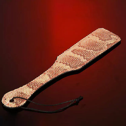 Yellow dual-color snake texture paddle styled atmosphere scene view
